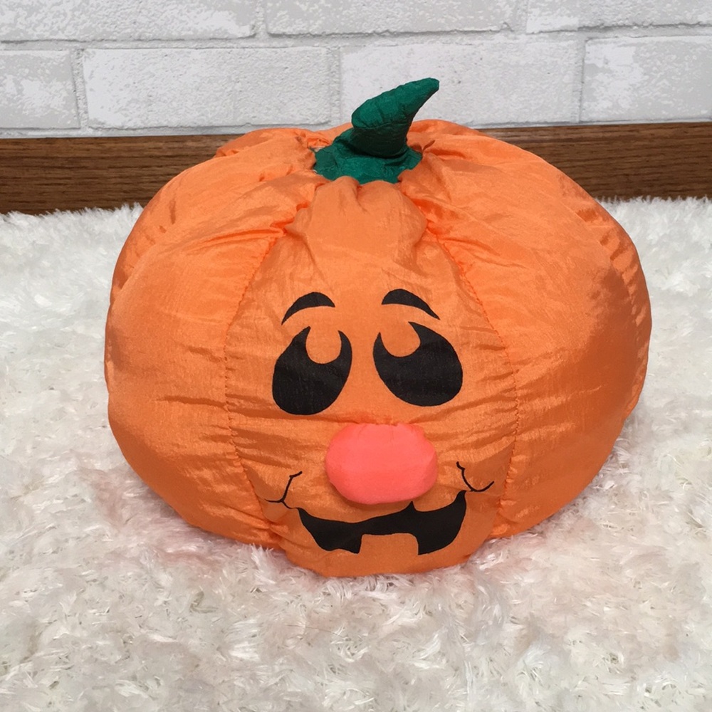Fun Vintage Halloween Pumpkin Musically Plush!